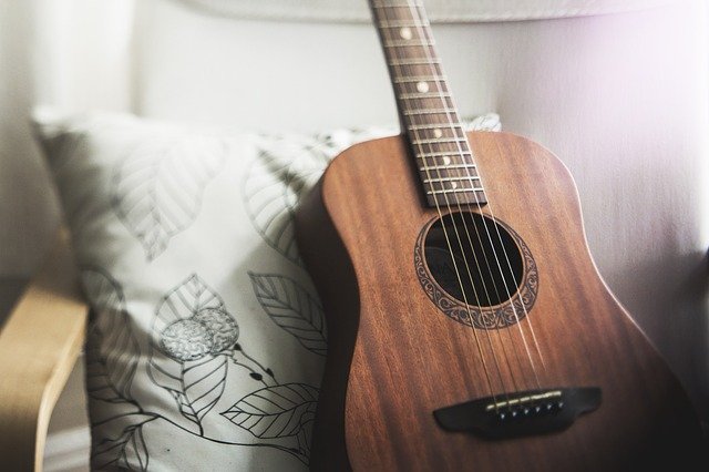 Tutte le basi che devi conoscere prima di prendere la chitarra